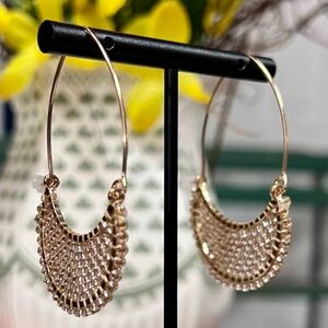 HAPPY AND CLASSY EARRINGS 
Gold-Toned beaded Woven Hoop Earrings